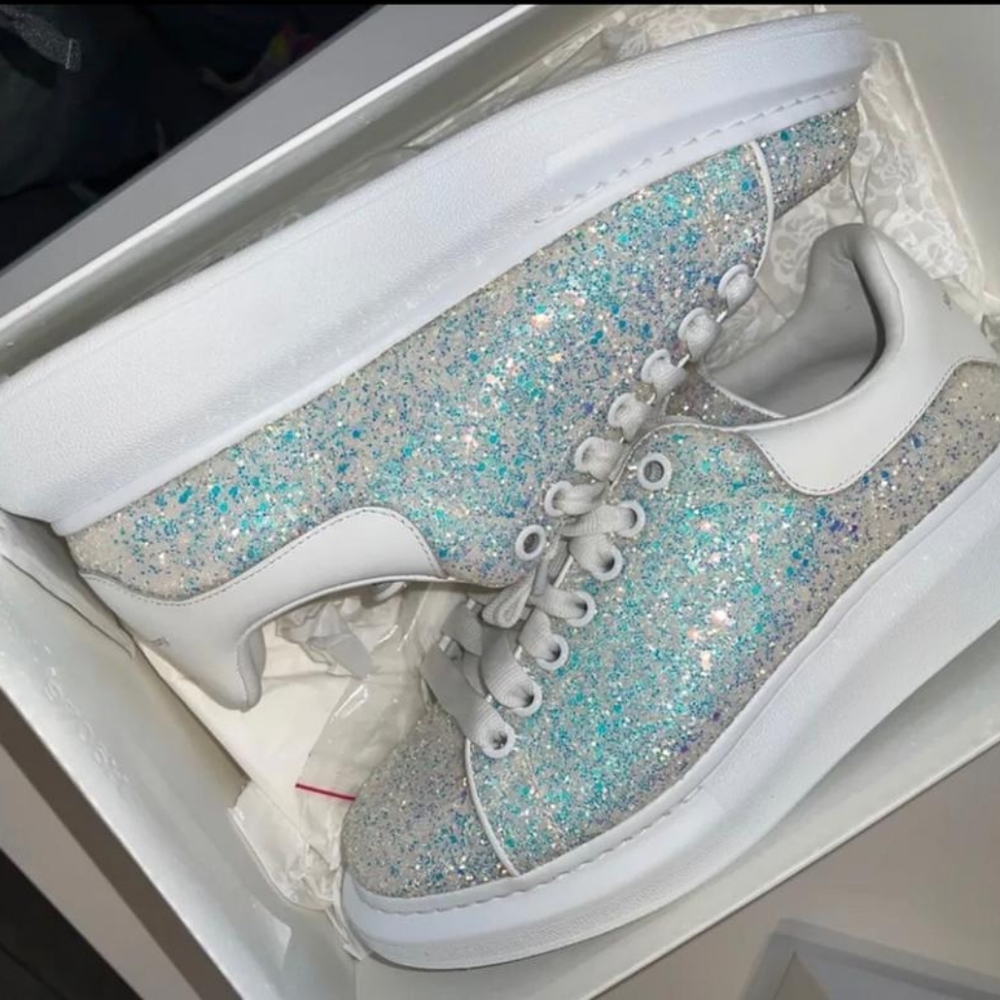 Alexander McQueen Sneakers - Iridescent White - Women